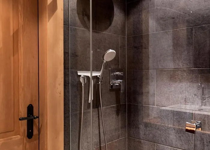 Apartment La Ruinette-spacious In Centre